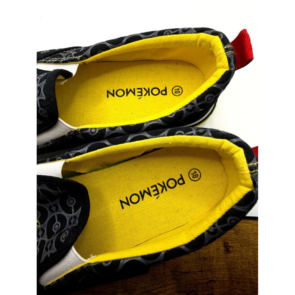 Pokemon Poké Ball Men's 10 Sneakers Gray Black Pikachu Slip On Skateboard Shoes - Picture 7 of 9